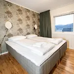 بيت للعطل Tromso Family House Tomasjorda