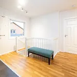 Tromso Family House بيت للعطل Tomasjorda