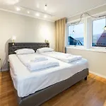 Tromso Family House بيت للعطل Tomasjorda