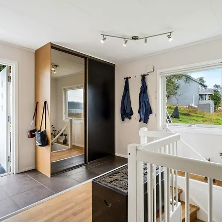 Tromso Family House *