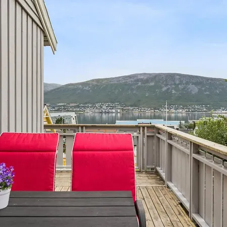 Tromso Family House Holiday home Tomasjorda