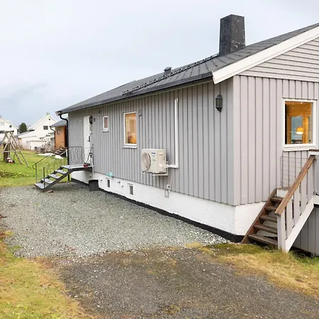 Дом отдыха Tromso Family House Tomasjorda
